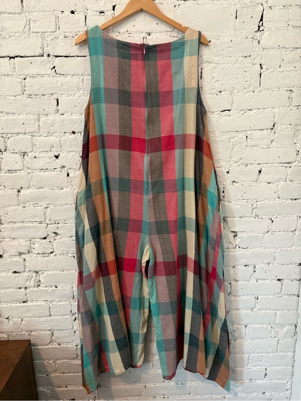 Sleeveless Multicolor Plaid Wide-Leg Jumpsuit - Picture 9 of 13